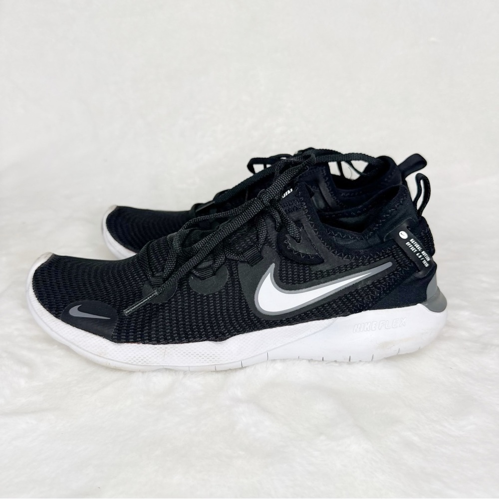 Nike Flex 2020 RN running shoes
Athletic Shoes 9